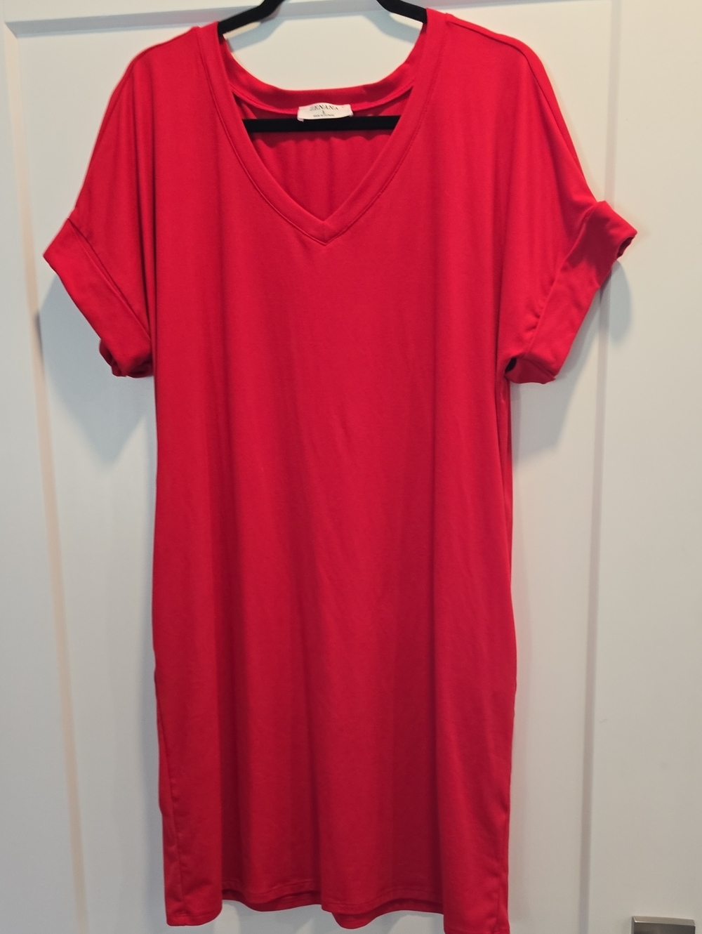 Zenana Outfitters Red V-Neck Short Sleeve Tunic